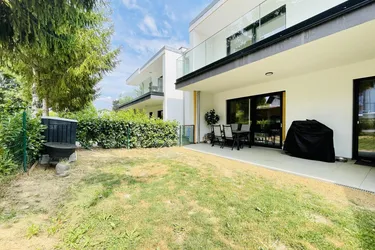Moderne und stilvolle Gartenwohnung mit Terrasse, Keller &amp; überdachtem Parkplatz!
