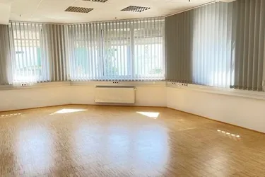 Bürofläche 108 m² ab sofort zu vermieten