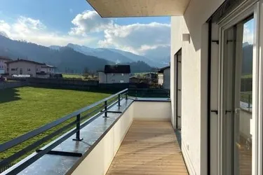  schöne große Wohnung mit Balkon und Tiefgarage in Bad Häring