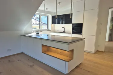 Penthouse-Wohnung mit Blick ins Grüne! NEUBAU im Zentrum Mondsee!