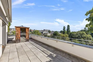Penthouse der Extraklasse – Zwei Terrassen, Weitblick &amp; absolute Privatsphäre