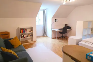 Perfekt gelegene Garconniere in Saggen
