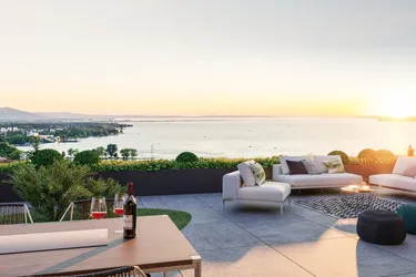 Terrassenvilla m. traumhaftem Blick ü. d. ganzen Bodensee u. Bregenz