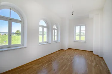 Seltene Gelegenheit | Großzügige 4-Zimmer-Wohnung mit Donaublick