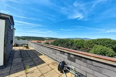 Dachterrasse mit Gloriette- und Stadtblick - einmalige Möglichkeit - Entwicklungsobjekt