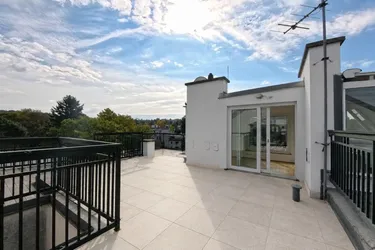 Penthouse nahe Schloss Schönbrunn - uneinsehbare Dachterrasse mit atemberaubenden Ausblick