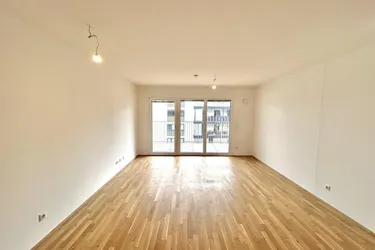 charmante 2-Zimmer Wohnung mit großzügigem Balkon - ab September verfügbar!