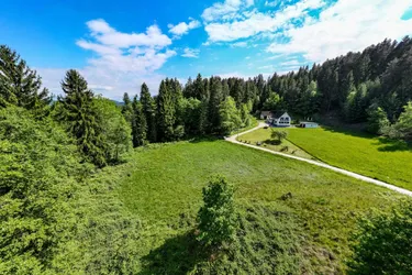 Traumhafter Grund in idyllischer Lage - ideal zur Errichtung eines Eigenheims - rd. 6000 m² Grund mit Punktwidmung in Maria Saal, Kärnten