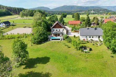 Historisches Anwesen mit Potenzial – Wohnen &amp; Arbeiten im Grünen unweit des Klopeiner Sees!