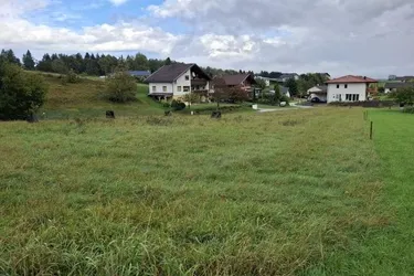 Sonniges Bauland St. Jakob im Rosental