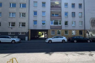 „Sorgenfrei investieren: Vermietete 3-Zimmer-Wohnung in Wien mit laufenden Mieteinnahmen“