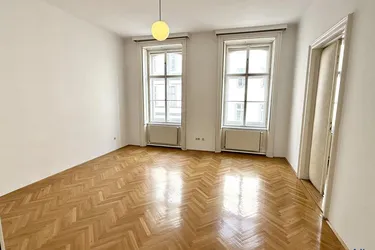 Helles, modernen Altbaubüro mit 4 Zimmer in Top-Lage bei Wiener Staatsoper (Ordination möglich)