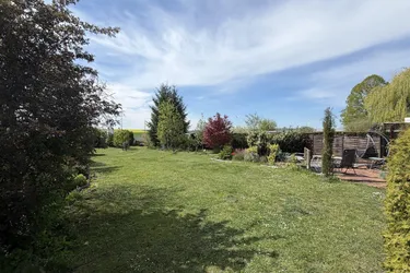 Seltene Grundstücksgröße zum attraktiven Kaufpreis - Großzügiges 1.000m² Traumgrundstück inkl. Bungalow mit Ausbaupotenzial