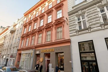 RARITÄT IN 1070 WIEN – Rohdachboden mit ca. 374m² erzielbare WNFL mit außergewöhnlichem Ausbaupotenzial in absoluter Bestlage