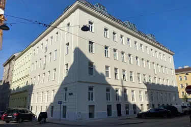 Großzügiges Geschäftslokal Büro Praxis Werkstatt Lager in 1100 Wien 350.000,- €, 207.15m²,