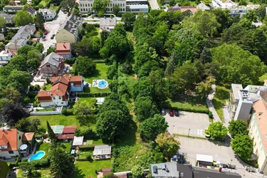 ***Exklusives Grundstück in Zentrumslage!***