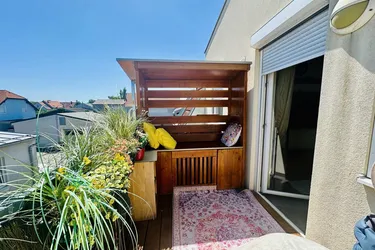 Charmante 3-Zimmer - DG Wohnung mit Balkon, Garage &amp; Klimaanlage in Kottingbrunn - WBF Übernahme möglich