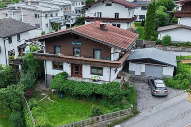 Charmantes Wohnhaus in sonniger Aussichtslage – Finkenberg, Dornau