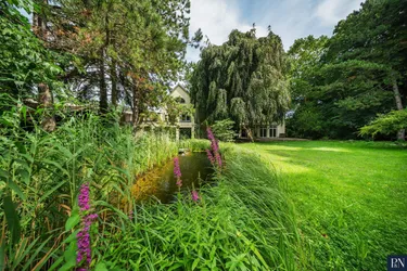 Villa am Waldrand mit sonnigem Traumgarten in der Hinterbrühl- über 4000 m² Bauland