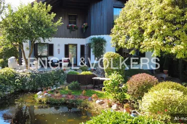 Exklusives Wohlfühlanwesen in Ulrichskirchen: 5 Zimmer, Gartenblick &amp; Kamin, Sauna und Jacuzzi – hochwertig modernisiert, mit Garage und Vollkeller, nahe Wien im Weinviertel
