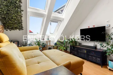 Stilvolle 2-Zimmer Dachgeschoßwohnung mit Blick ins Grüne in Langenzersdorf