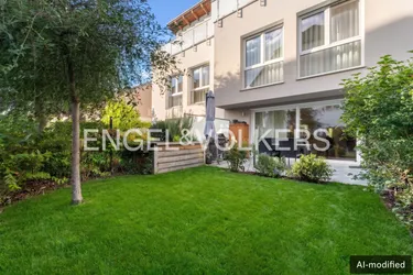 Wohlfühlen auf 147 m²: Stilvolles Reihenhaus mit Garten, Sonnenterrasse &amp; Tiefgarage - 4 Zimmer