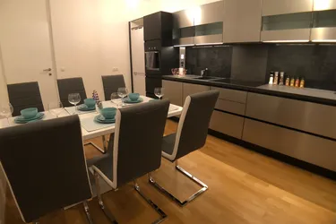 5-Zimmer Wohnung mit Aufzug 