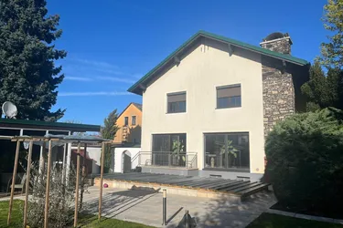 Exklusive Familienresidenz Ruhelage – 3100 St. Pölten mit Poolhaus