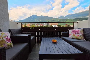 KURZZEITMIETE. Voll ausgestattete 2-Zimmer Wohnung mit Balkon. ALL-IN
