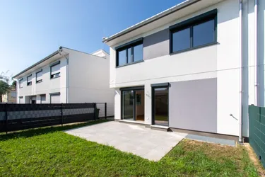 MODERNE DOPPELHAUSHÄLFTE AM RANDE DER LOBAU - GRÜN &amp; RUHIG IN DER DUMREICHERGASSE