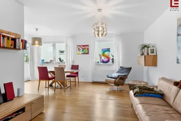 Sommerangebot - Neuwertige große Eigentumswohnung mit großzügiger Terrasse und inklusive Tiefgarage!