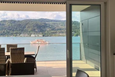 Wörthersee: Luxus-Ferien-Wohnung mit exklusivem See-Zugang