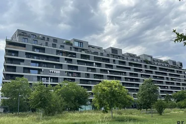 Traumhafte Lage am Helmut Zilk Park mit wunderbarem Fernblick!