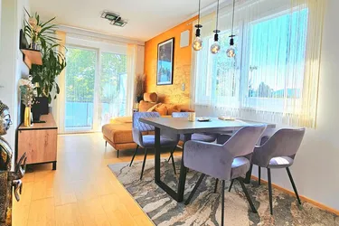 Andritz: Moderne, barrierefreie Wohnung (Bj. 2018) mit großem Balkon, Carport vorhanden