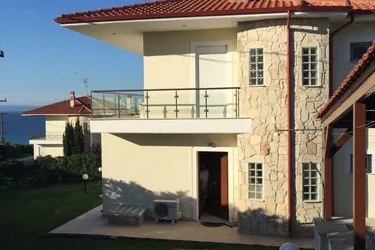 Charmantes Ferienhaus mit Weitblick über Hanioti – Ruhige Lage &amp; viel Privatsphäre