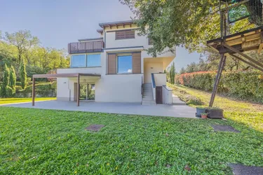 Moderne Villa mit Panorama über Florenz und Pistoia – Stilvolle Wohnqualität in traumhafter Lage der Toskana