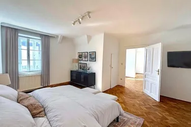 1150! Schöne 2-Zimmer DG-Wohnung nahe U3/Schweglergasse!