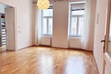 Mitten im Supergrätzl: 2 Zimmer, hohe Räume &amp; klassischer Altbaucharme kombiniert mit modernem Komfort