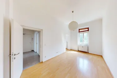Wohngemeinschaft, Familie oder einfach mehr Platz – Balkon inklusive, Ruhe &amp; Innenhoflage sowieso!
