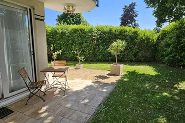 Ihr neues Zuhause mit Garten, Kamin und perfekter Lage!