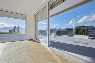 HIGH-END LIVING in Gmunden – Stilvoll, luxuriös und Erstbezug! PROVISIONSFREI!!