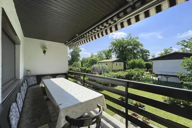 Idyllisches Ferienhaus mit Urlaubsflair - mit großem Garten &amp; Seenähe