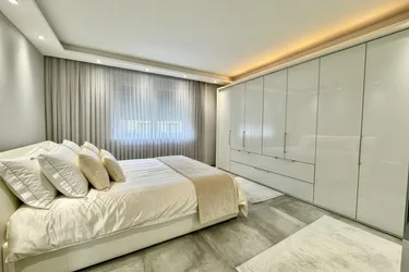 Schwaz: Selten schöne, sanierte 4-Zimmer-Wohnung mit zwei Balkonen und großzügigem Kellerraum