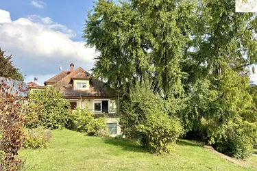Exklusives Grundstück mit charmantem Altbestand im Herzen von Bad Gleichenberg