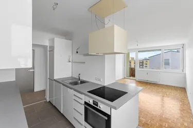 Stilvoll modernisierte 2-Zimmer-Wohnung mit offener Wohnküche &amp; sonniger Westloggia