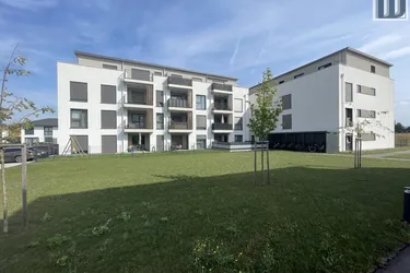 Neuwertige 2-Zimmer-Dachgeschoßwohnung mit Nordostterrasse &amp; Parkplatz in Ober-Grafendorf