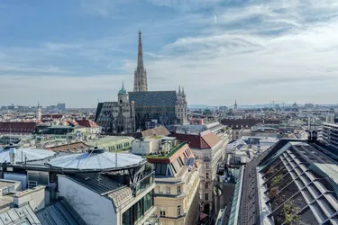 Living the Vienna Dream – super exklusives Penthouse mit Whirlpool &amp; Stephansdom-Blick