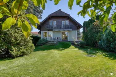 Gartenparadies auf Eigengrund – Charmantes Einfamilienhaus in begehrter Lage nahe dem Mühlwasser