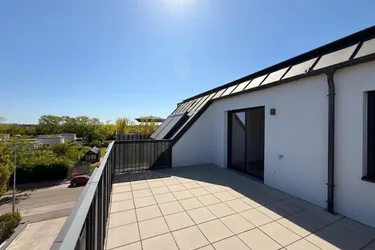 Sonnige 2-Zimmer-Wohnung mit großem Balkon und Kühlung!
