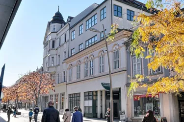 FUSSGÄNGERZONE! Komplettes ZINSHAUS/GESCHÄFTSHAUS 3.241 m² KAUFEN oder MIETEN